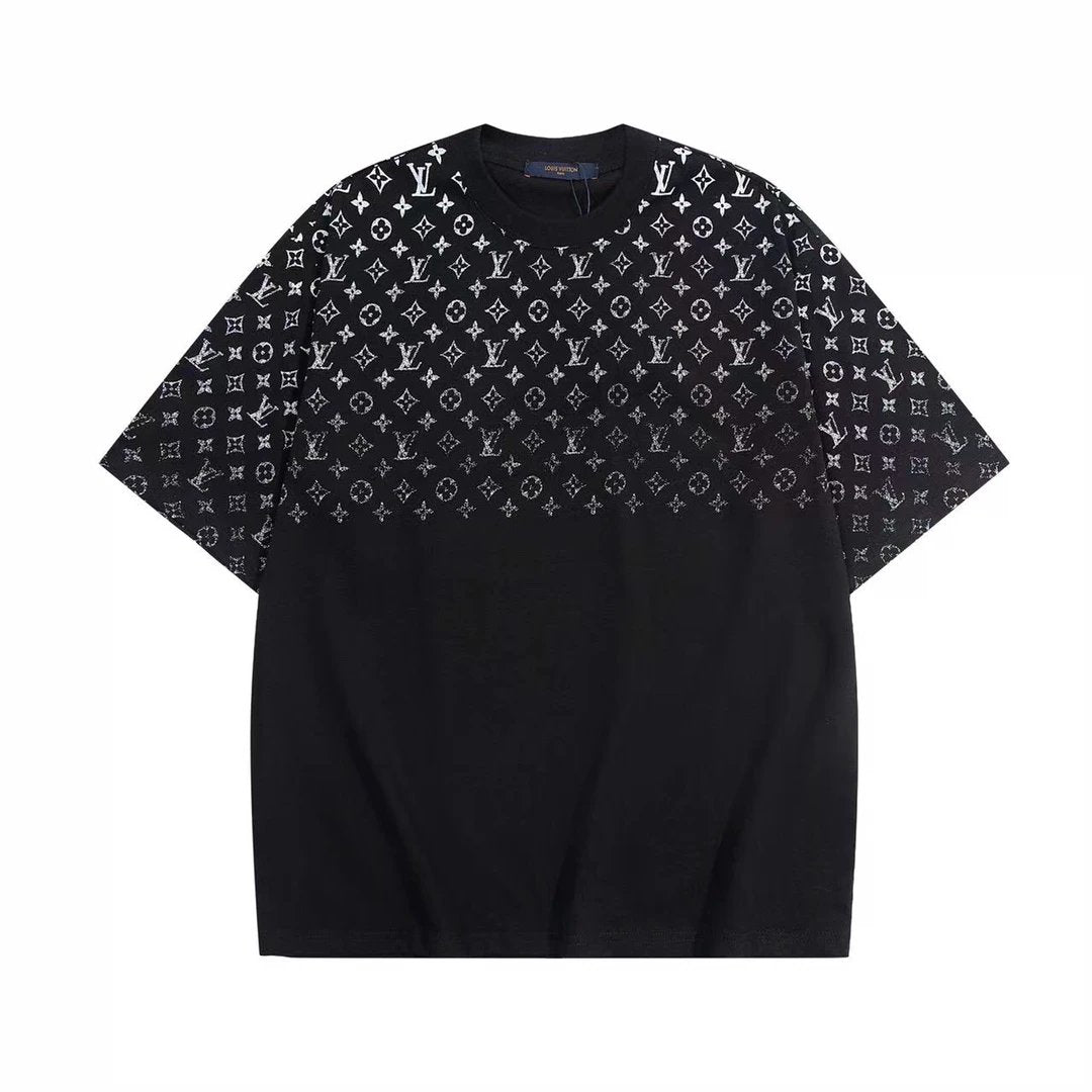 Louis Vuitton LV T-shirt Half-body Gradient Presbyopia logo round Neck Short Sleeve25ss New Pure Cotton Unisex Style T Casual T-Shirt Base Layer Shirt OS Loose Fit Half Sleeve Top Plus Size