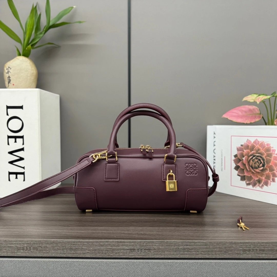 LOEWE Women's Bag Top version 【Highest Version Original Leather】24New Year Amazona23Cropped Handbag Bowling Bag mini Bowling Pillow Bag Baguette Bag Portable Travel Bag Box Bag062417