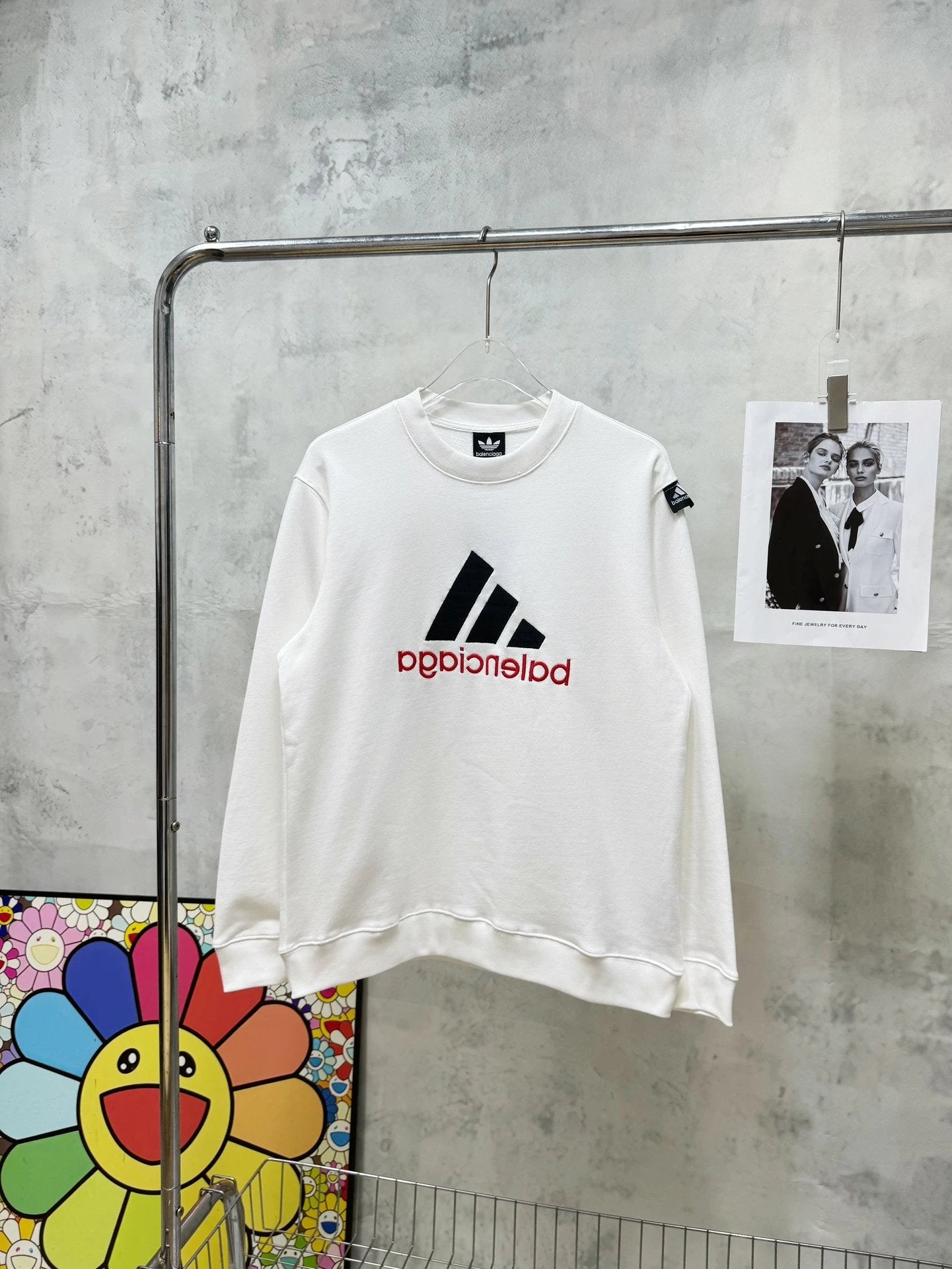Balenciaga Hoodie Three-Stripes Large Logo Letter Embroidery Crewneck Sweatshirt400100% Pure Cotton Terry Pullover Sweatshirt os Versatile Inner Layer Top Unisex24ss Autumn and Winter New Products