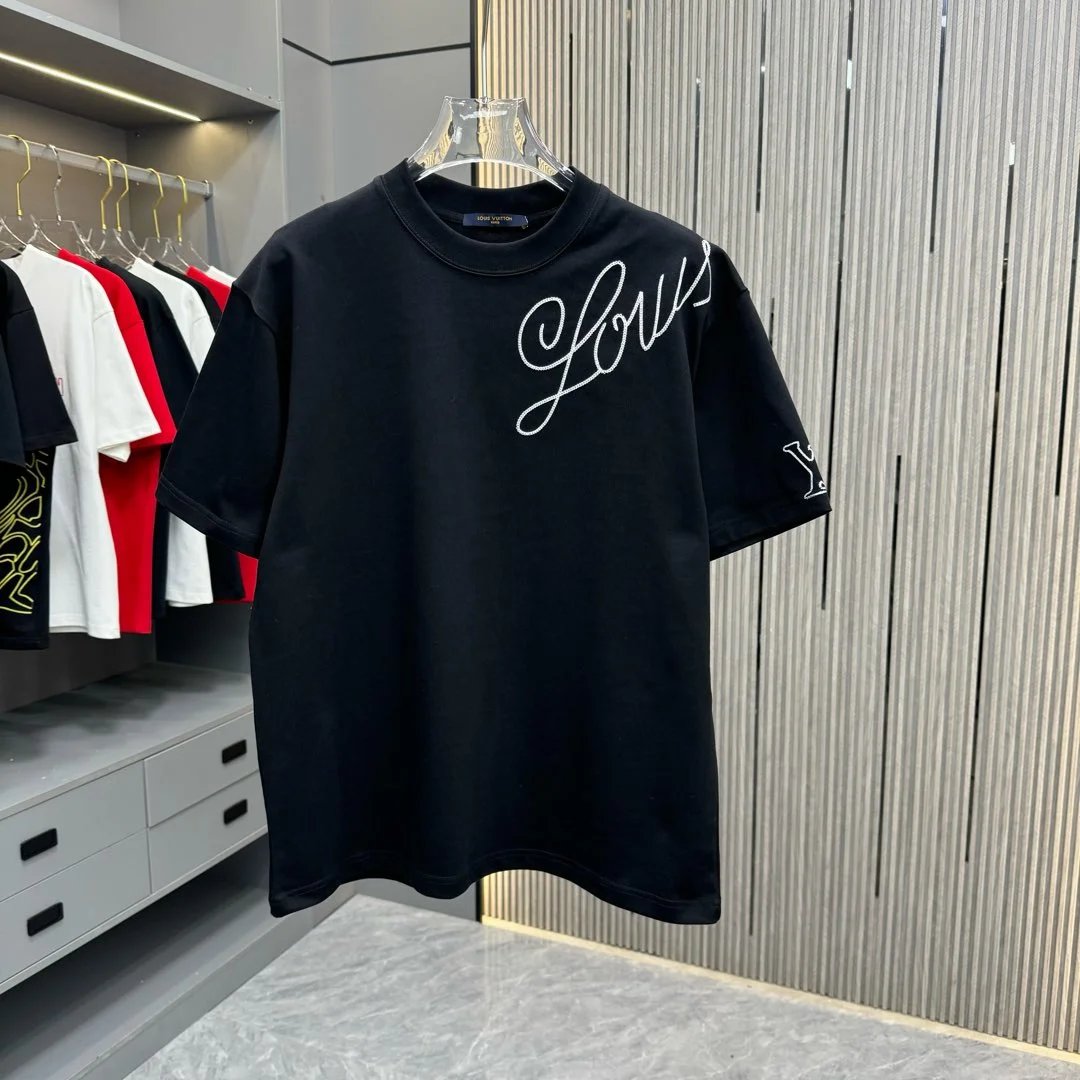 Louis Vuitton LV T-shirt Side Letter Embroidery logo round Neck Short Sleeve25ss New pure cotton T Unisex T-Shirt OS Loose Fit Base Shirt Top Half Sleeve T-Shirt