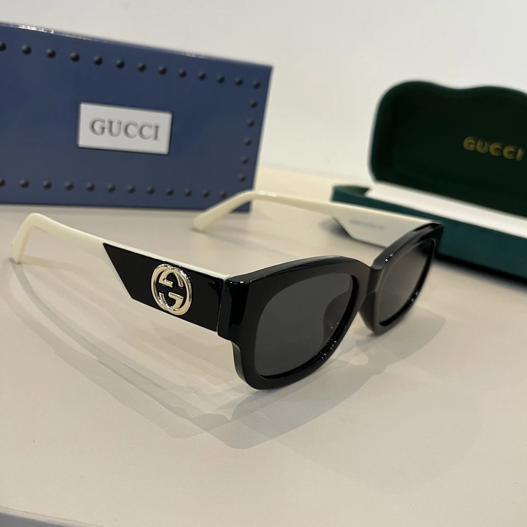 Gucci Sunglasses Double G Gold Standard Temple Sunglasses Slimming Non-Prescription Women's Driving Beach Fishing UV Protection25ss New Sports Casual Versatile