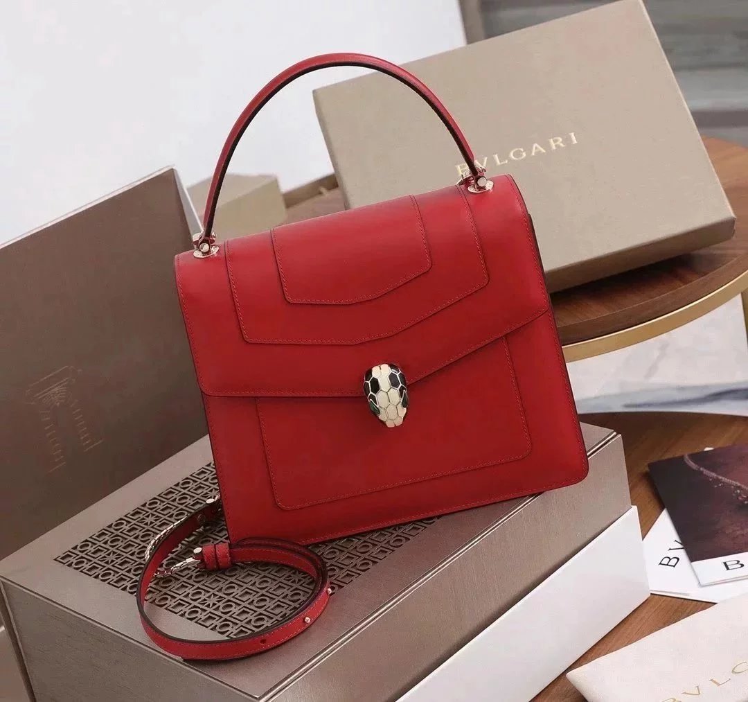 BVLGARI Bag Top version SerpentiForever Red Handbag Bag Decorated with a Snake's Head File Holder Chain Bag Portable Shoulder Messenger Bag Women's Bag