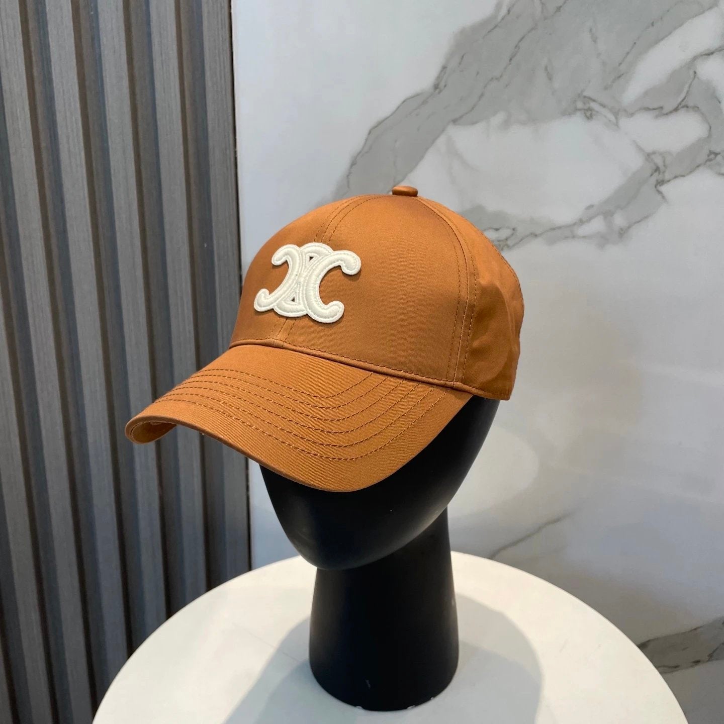 Celine Hat Double C Letters logo Baseball Cap Sunshade Sun Protection Duckbill Cap Slimming Face Curved Brim Versatile Large Head Circumference Sports Hat Unisex Couple Style