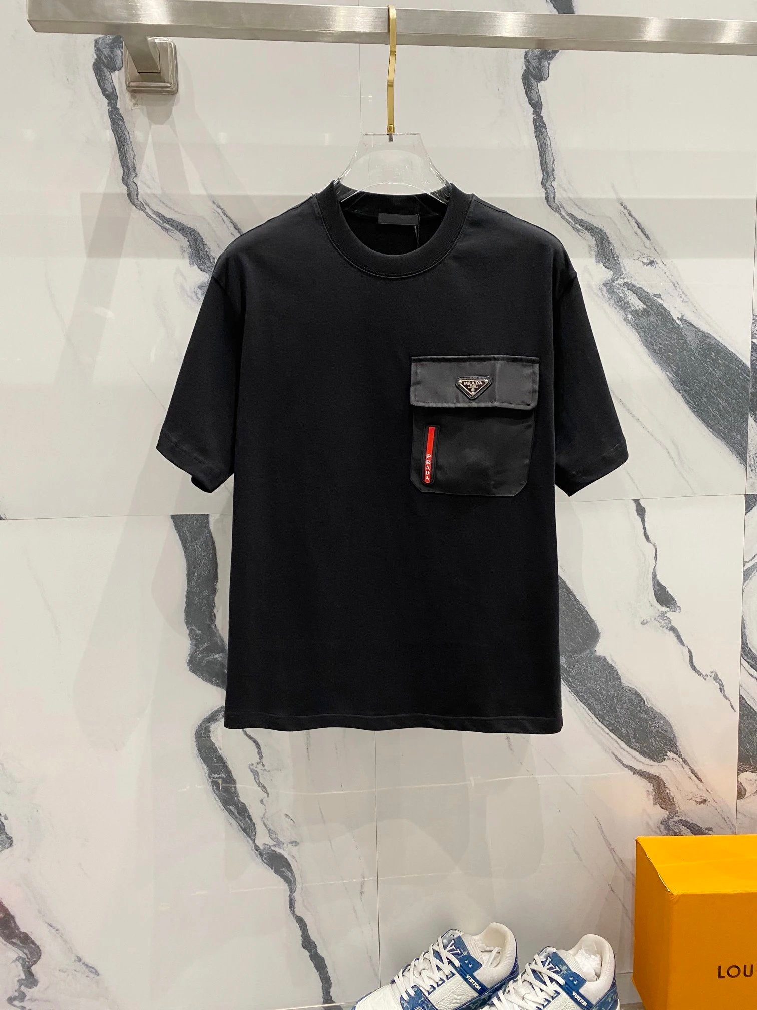 PRADA T-shirt Nylon Pocket Triangle Logo Iron Brand Letter Tape LOGO Round Neck Short Sleeve Pure Cotton Unisex T T-shirt OS Loose Fit Casual T-Shirt