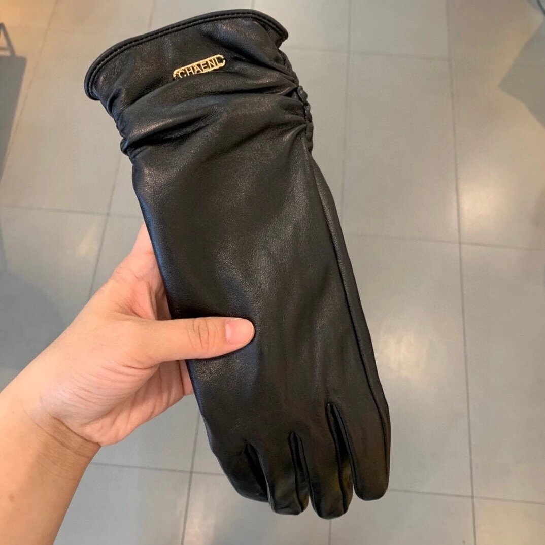 Chanel Gloves The Most New Long Gloves in the Counter Are Soft and Delicate，Very Skin-Friendly，Very Feminine，，Very Warm，High-End and Elegant，