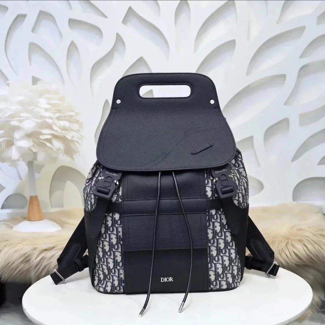 Dior Backpack Top version Homme Backpack Jacquard Presbyopic Schoolbag Saddle Bag Pairs Backpack Black Grain Side Touch Calfskin Backpack Men's and Women's Bags