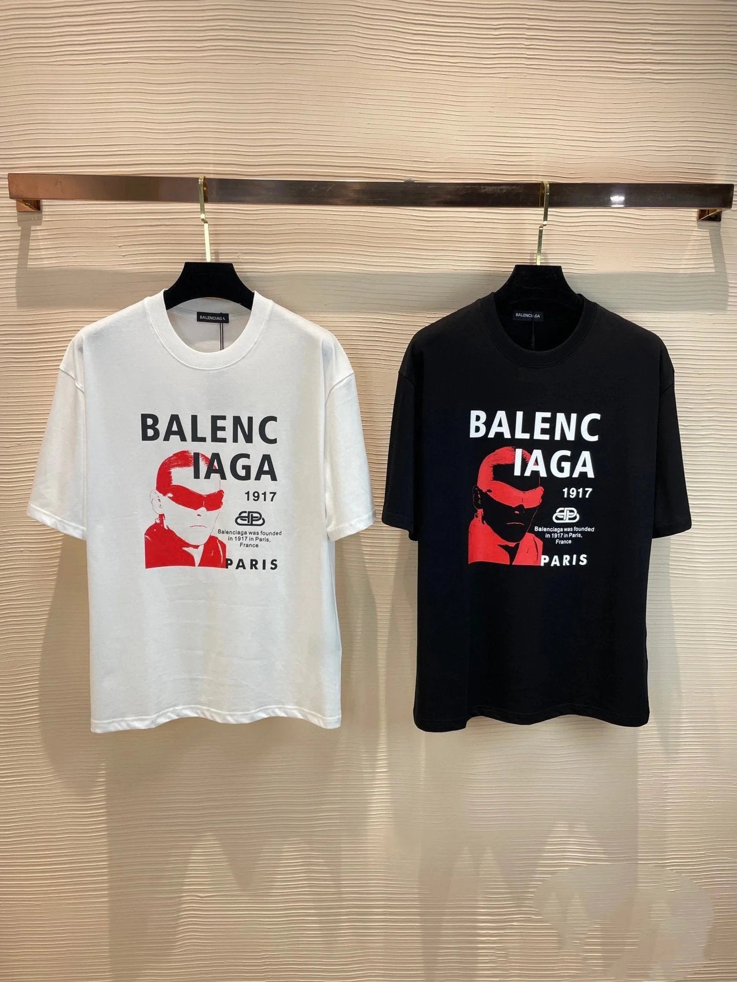 Balenciaga T-shirt Chest Brand Print logo round Neck Short Sleeve25ss New pure cotton T Unisex T-Shirt OS Drop Shoulder Loose Fit Base Shirt Top T-Shirt Short Sleeve