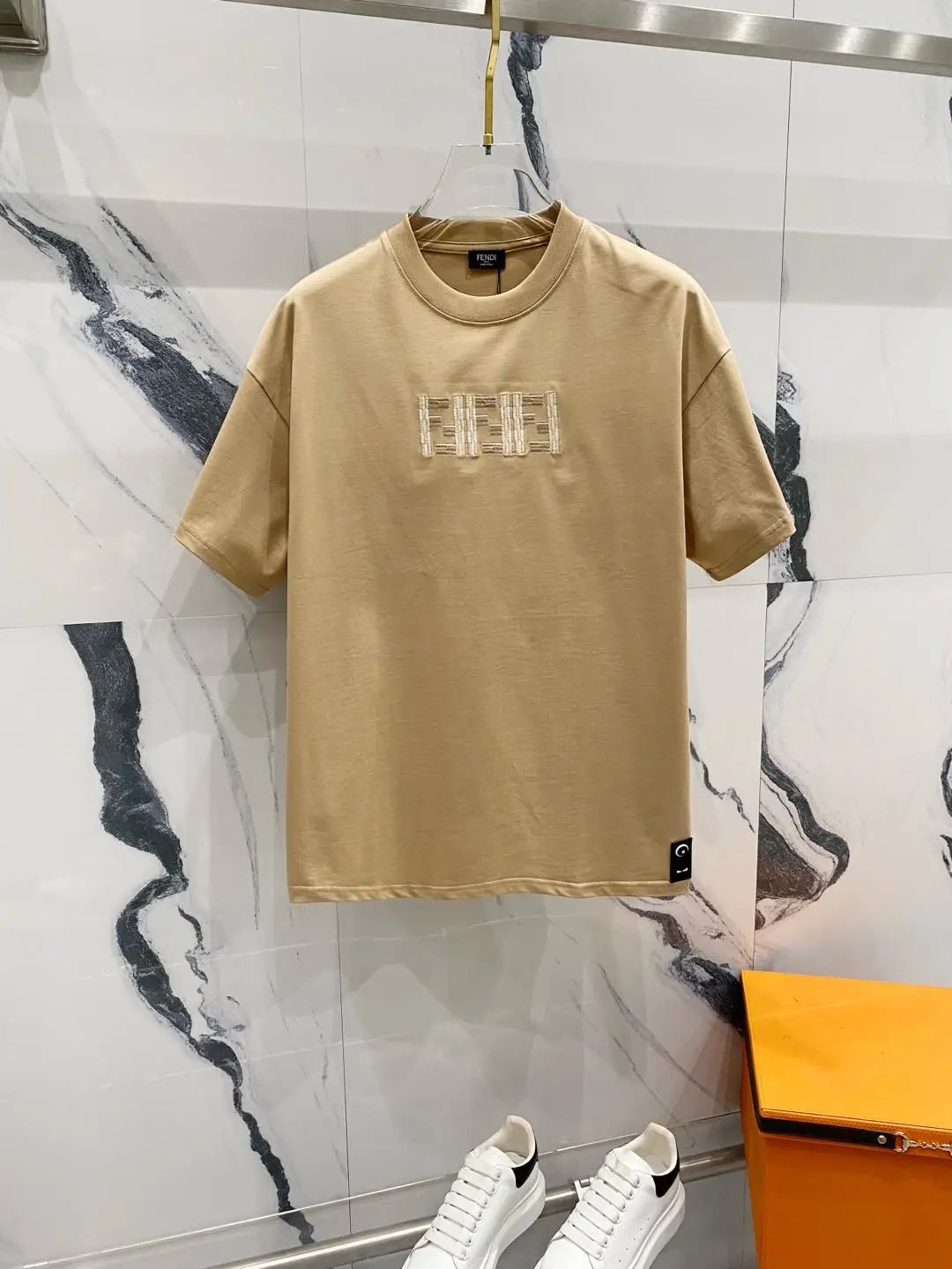 FENDI T-shirt Double-breasted F Letter Embroidery logo round Neck Short Sleeve25ss New Pure Cotton Unisex Style T T-shirt OS Loose Fit Base Shirt Half Sleeve T-Shirt Top Half Sleeve
