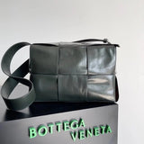 Bottega Veneta Women's Bag Top version 【Super Original Genuine Goods Leather】2023New Arco Camera Bag New Men's Camera Bag Men's Bag Oil Waxed Leather Woven Bag Men's Messenger Bag Shoulder Bag Casual Bag