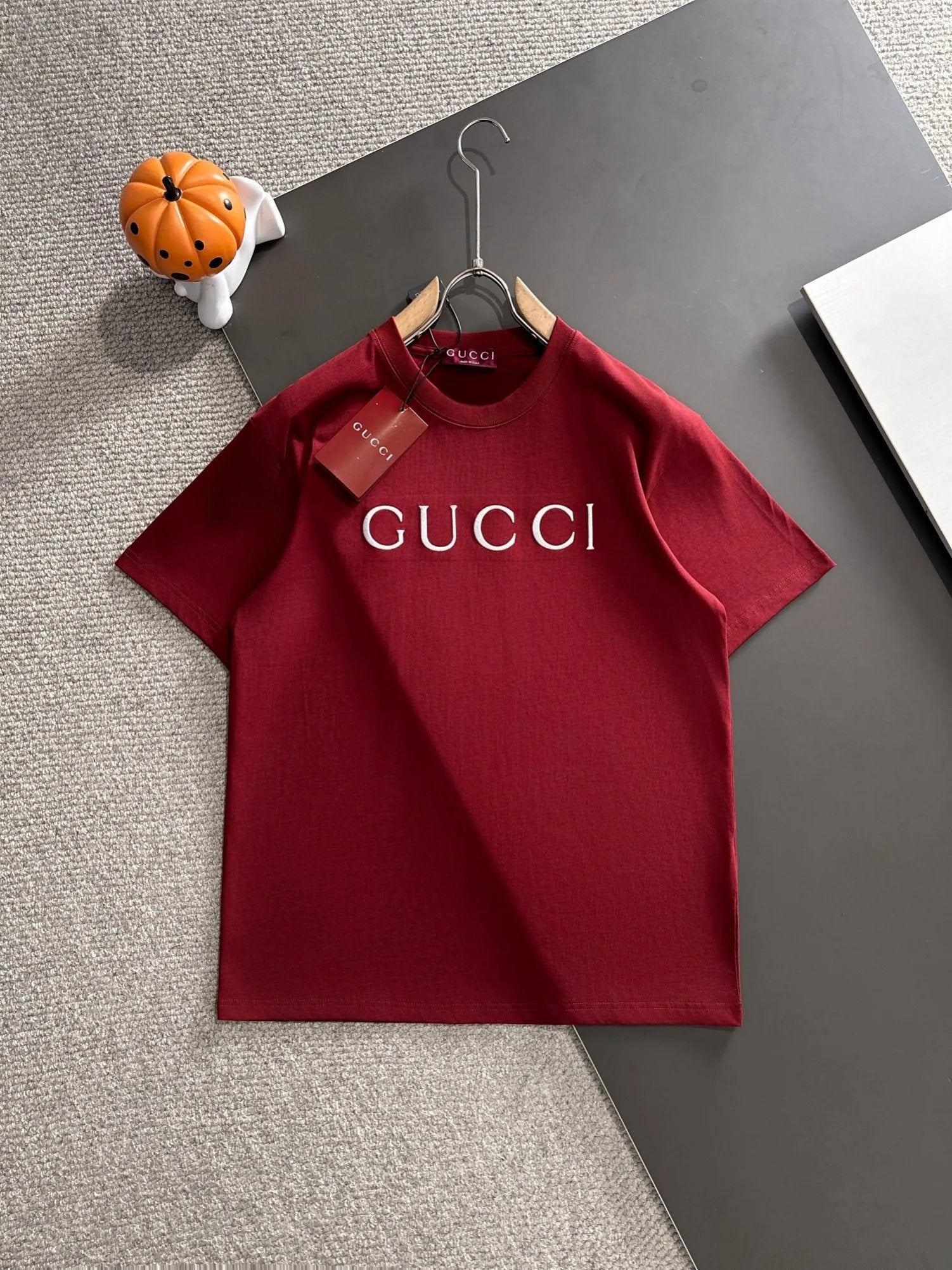 Gucci T-shirt Chest Letter Embroidery logo round Neck Short Sleeve25ss New pure cotton T Unisex T-Shirt OS Drop Shoulder Loose Fit Base Shirt Top T-Shirt Short Sleeve