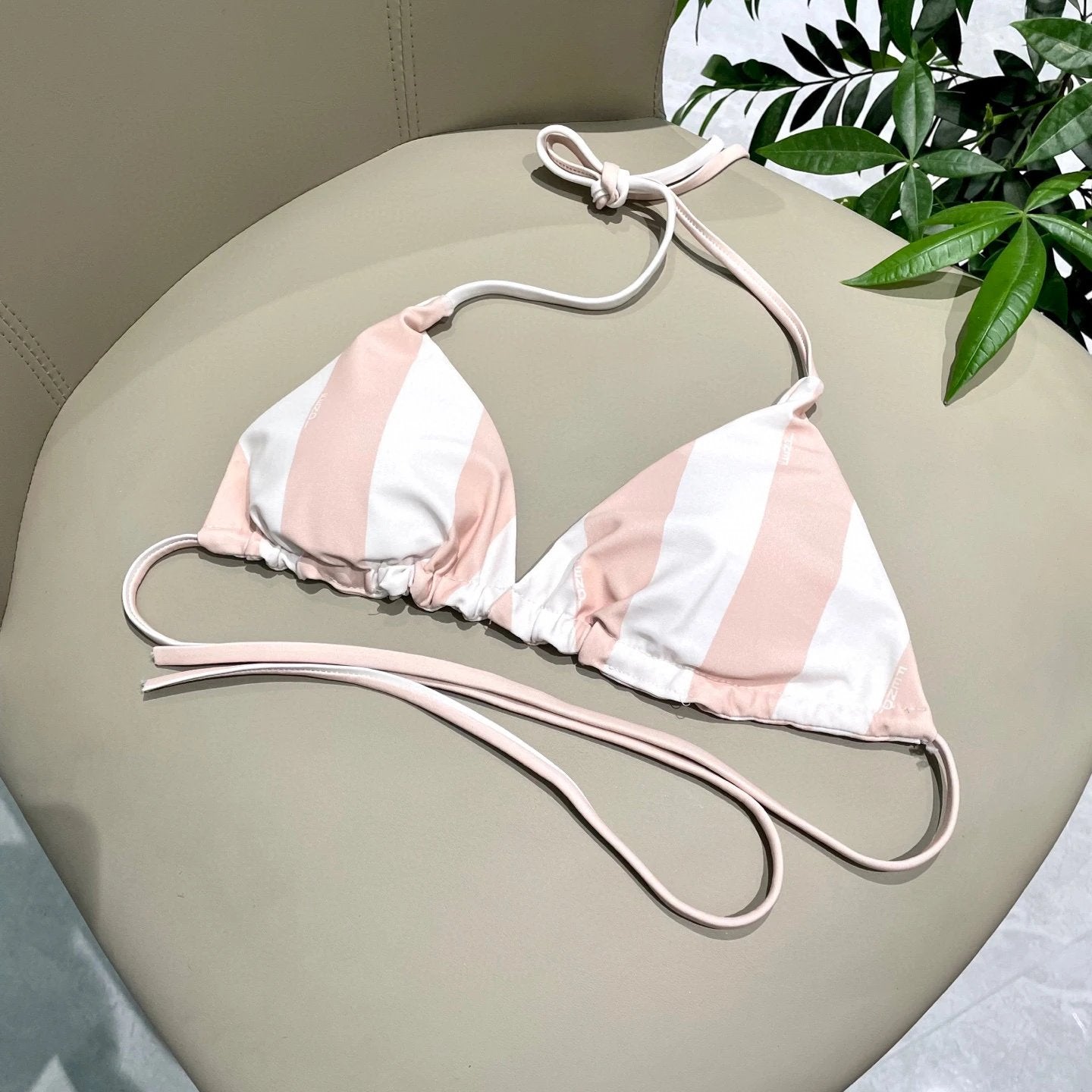 Fendi swimsuit Striped Patchwork Bikini Two-Piece Swimsuit Sexy Beach Pool Vacation Hot Spring Small Chest Gathered Backless White Women's Swimwear