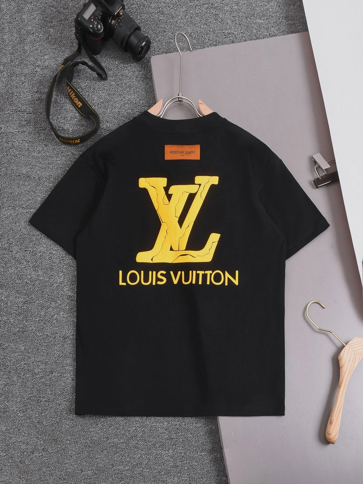 Louis Vuitton LV T-shirt Velvet Foam Embossed logo round Neck Short Sleeve25ss New Pure Cotton Unisex Style T T-shirt Base Shirt Tee Shirt OS Loose design