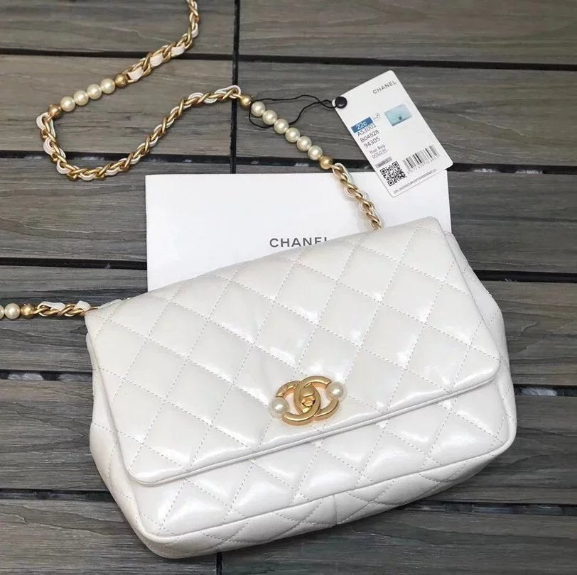 Chanel Women's Bag Top version 【Surrogate Shopping Edition】22Early Spring New Pearl Bag Calf Leather Phantom Pearl&Gold Metal Straps and Double CLogo The Pearl next to It Is Exquisite and Can Be Crossbody Shoulder Underarm Bag Dinner Bag Women's Bag