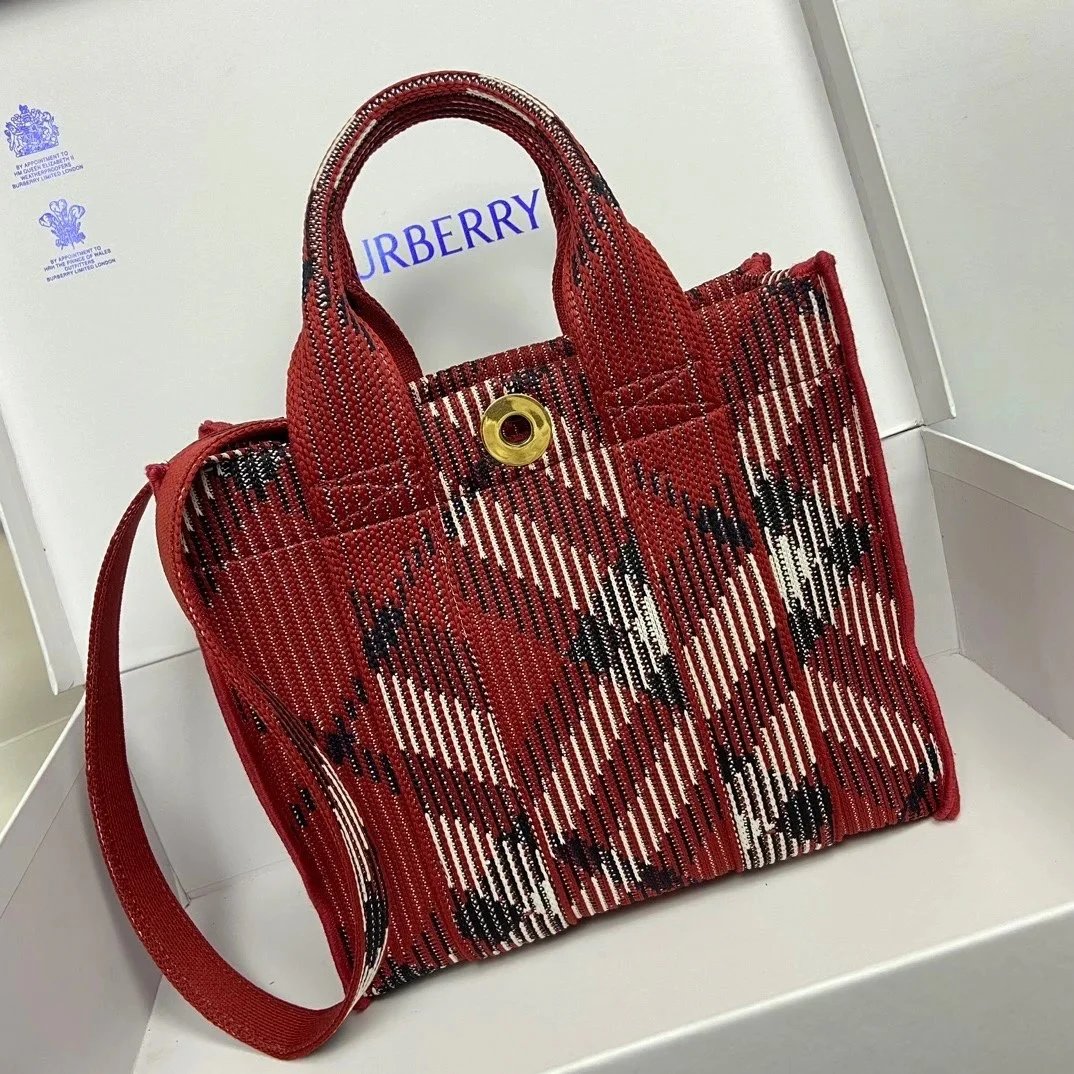 Burberry Women's Bag Top version 【Highest Version Original Leather】New Equestrian Portable Tote Bag New Mini Plaid Knitted Tote Bag Tote Bag Autumn and Winter Commuter Women's Bag Women's Shopping Bag Vegetable Basket Bag Handbag Messenger Bag Shoulder Ba