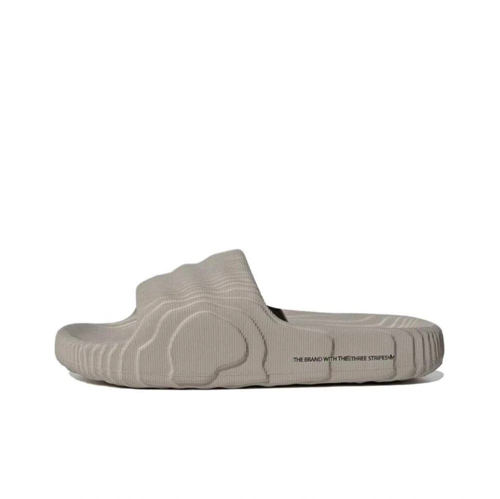 Adidas Slippers Fashion Brand Men's and Women's Pixel Slippers Size：36-48.5