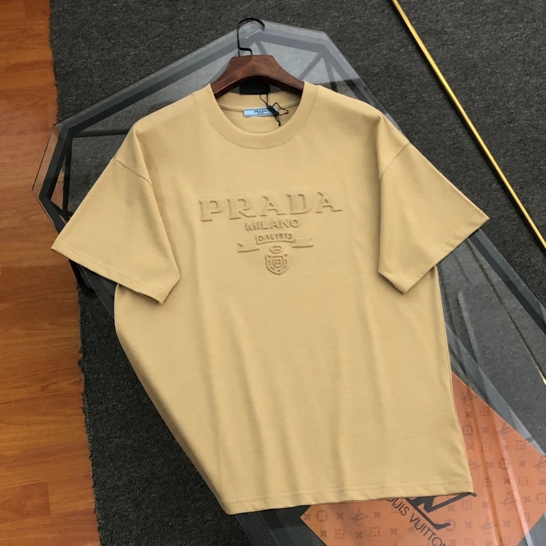 PRADA T-shirt 3D Embossed logo round Neck Short Sleeve25ss New Pure Cotton Unisex Style T Casual T-Shirt Base Layer Shirt OS Loose design