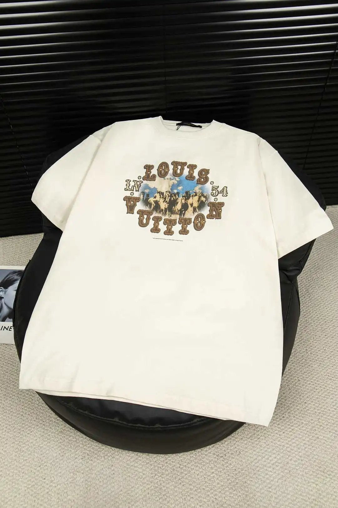 Louis Vuitton LV T-shirt Front Snowflake Metal Rhinestone Embroidery logo round Neck Short Sleeve25ss New pure cotton T Unisex T-Shirt OS Loose Fit Base Shirt Top Half Sleeve T-Shirt