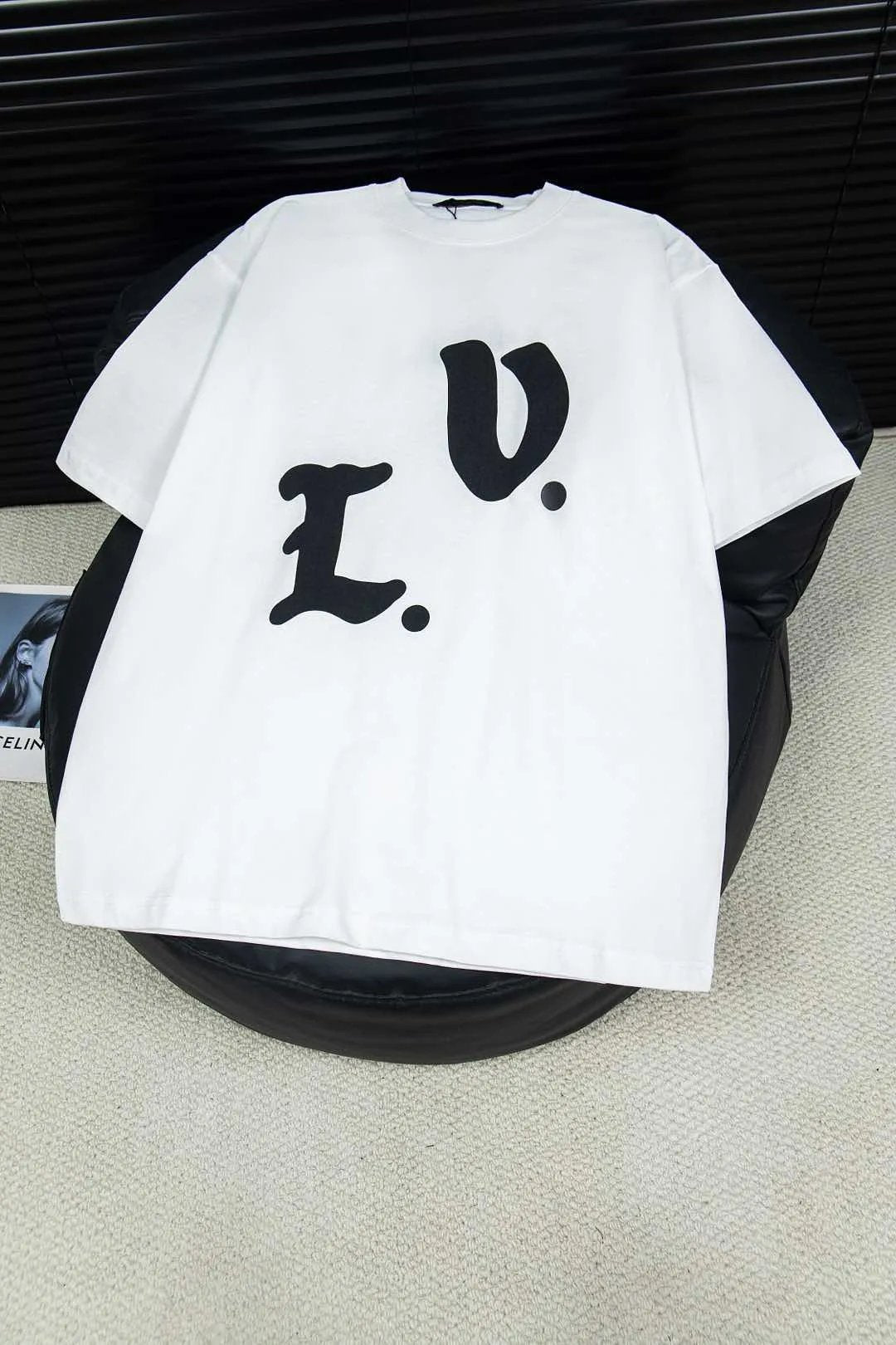 Louis Vuitton LV T-shirt Chest Letter Print logo round Neck Short Sleeve25ss New pure cotton T Unisex T-Shirt OS Drop Shoulder Loose Fit Base Shirt Top T-Shirt Short Sleeve