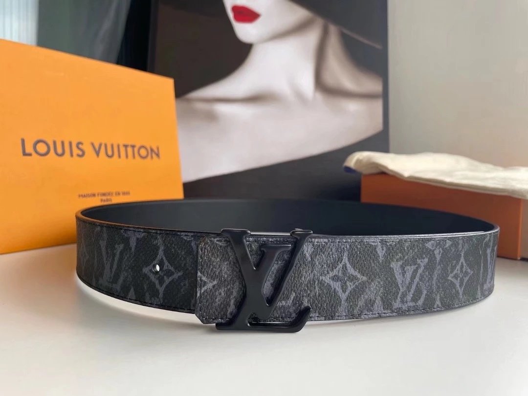 Louis Vuitton LV Belt Top version The Most New Belt4.0cm Men's Belt Metal Buckle Men's Leather Belt with Classic Presbyopic Checkered Belt with Genuine Goods Packaging