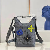 Louis Vuitton LV Women's Bag Top version M208752022New HoboCruiser Rock Climbing Bucket Bag Bucket Bag Calfskin Shoulder Messenger Handbag Men's and Women's Bags Flower Rock Climbing Bucket Bag