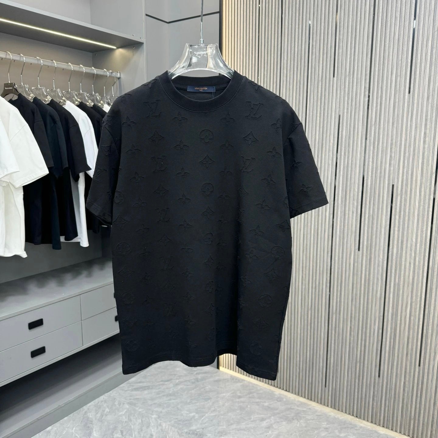 Louis Vuitton LV T-shirt 25ss New pure cotton T Unisex T-Shirt OS Drop Shoulder Loose Fit Base Shirt Top T-Shirt Short Sleeve