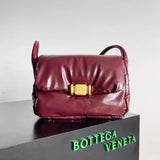 Bottega Veneta Women's Bag Top version 【Super Original Leather】BOTTEGAVENETA2023New pad Pillow Bag Messenger Bag Shoulder Bag New Retro Hardware Original Oil Wax Leather New Women's Bag