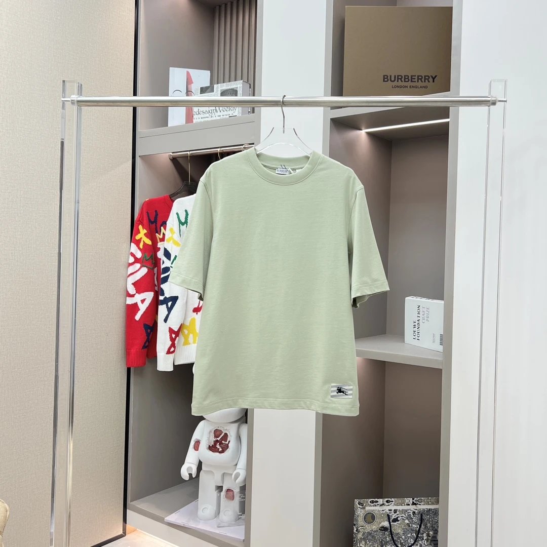 Burberry T-shirt Precedent Equestrian Rider Patch logo round Neck Short Sleeve25ss New pure cotton T Unisex T-Shirt OS Loose Fit Base Shirt Top Half Sleeve T-Shirt