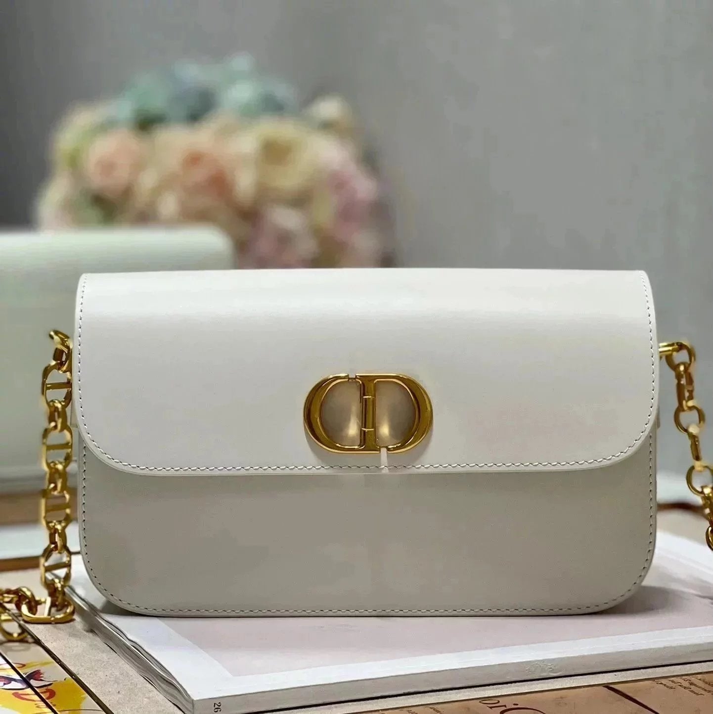 Dior Women's Bag Top version 【Version】2023New Montaigne30MontaigneAvenue Handbag Chain Version Montian Messenger Bag Shoulder Bag Clutch Cattle Leather Bag Women's Bag