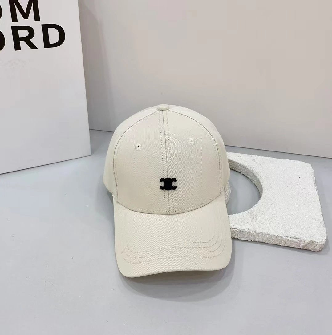 Celine Hat Letter Embroidery logo Baseball Cap Sunshade Sun Protection Duckbill Cap Unisex Couple Style Large Head Circumference Slimming Face Curved Brim Versatile Sports Hat