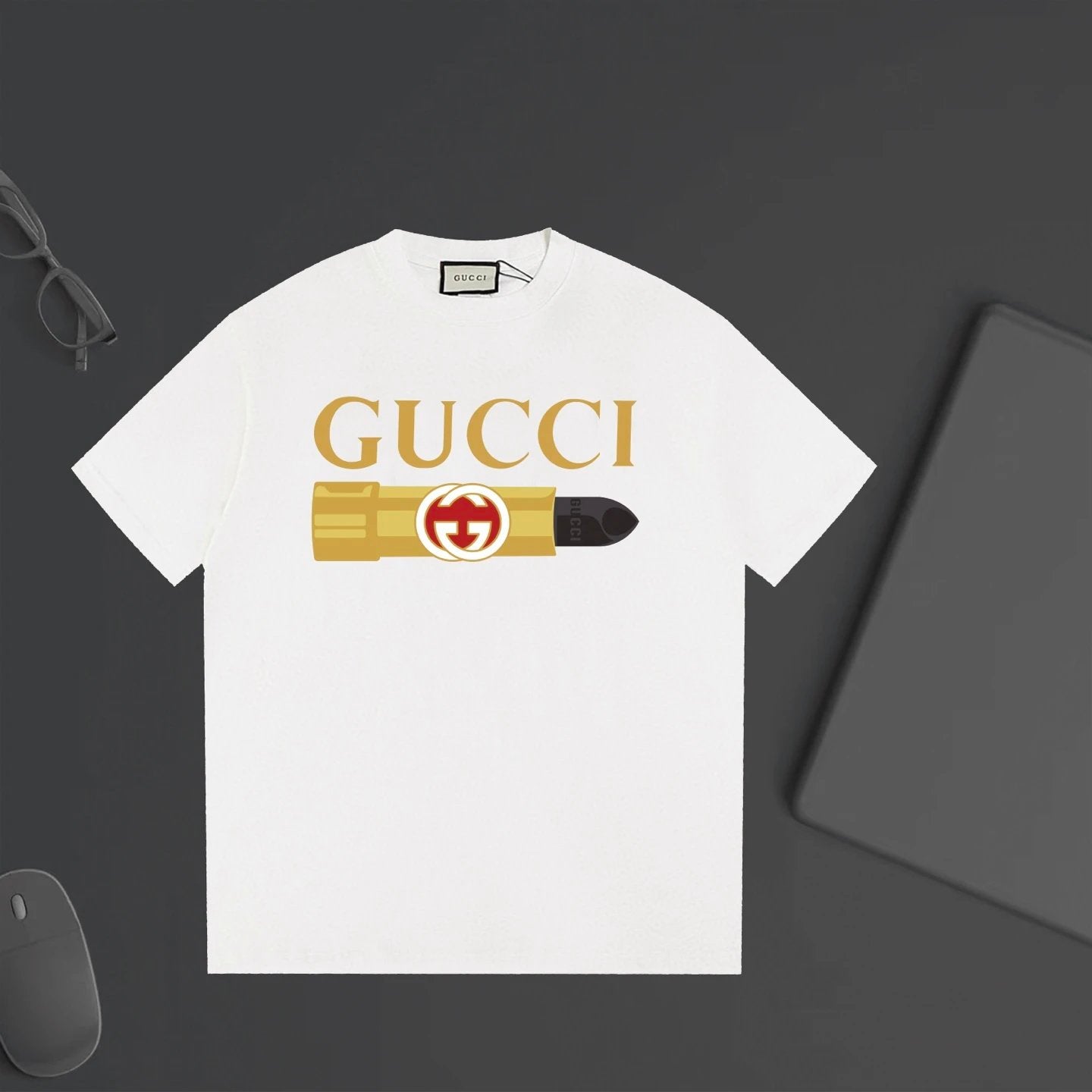 Gucci T-shirt Letter Lipstick Print on Chest logo round Neck Short Sleeve25ss New pure cotton T Unisex T-Shirt OS Loose Fit Base Shirt Top Half Sleeve T-Shirt