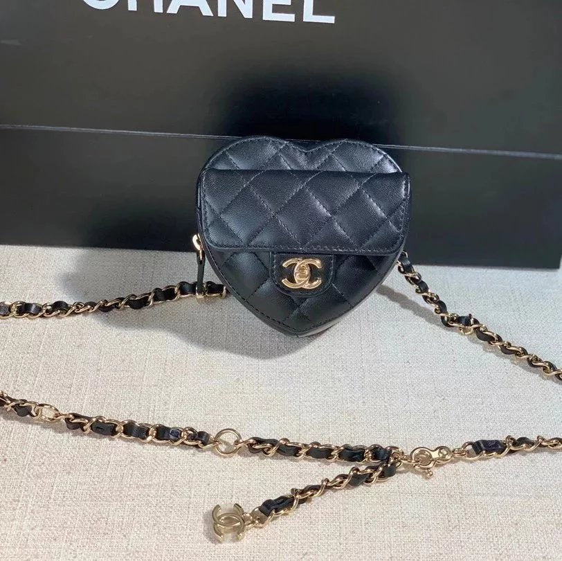 Chanel Women's Bag Top version 【**Original Order】2022Early Spring Series Women's Heart Bag Large Heart Bag Black White Messenger Bag Chain Bag Shoulder Bag Stylish Bag Women's Bag Home Heart Bag Heart Bag