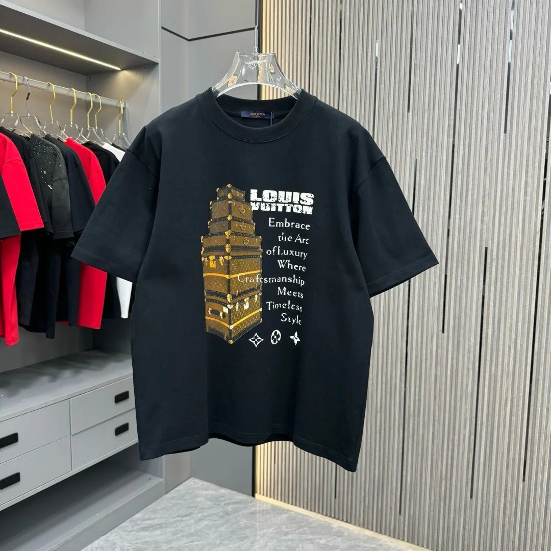 Louis Vuitton LV T-shirt Chest Dot Print Craft logo round Neck Short Sleeve25ss New pure cotton T Unisex T-Shirt OS Drop Shoulder Loose Fit Base Shirt Top T-Shirt Short Sleeve