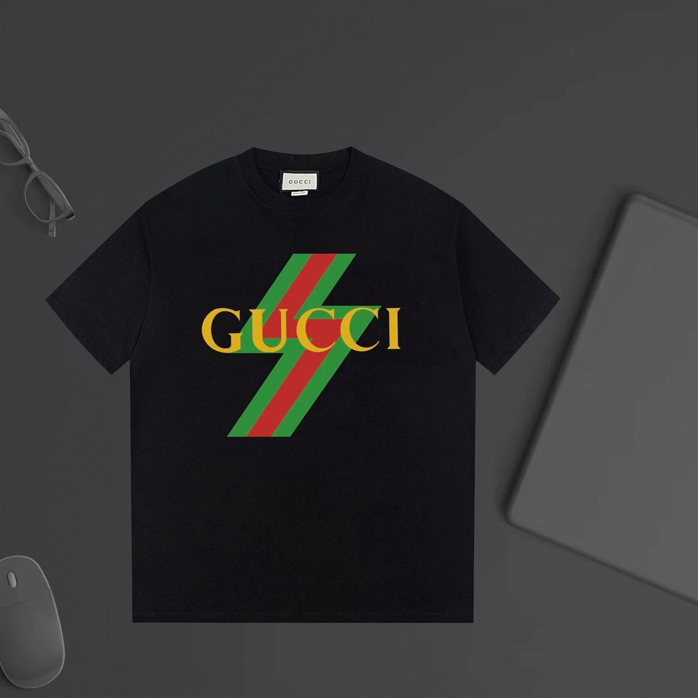 Gucci T-shirt Front Chest Lightning Letter Print logo round Neck Short Sleeve25ss New Pure Cotton Unisex Style T T-shirt OS Loose Fit Base Shirt Half Sleeve T-Shirt Top Half Sleeve
