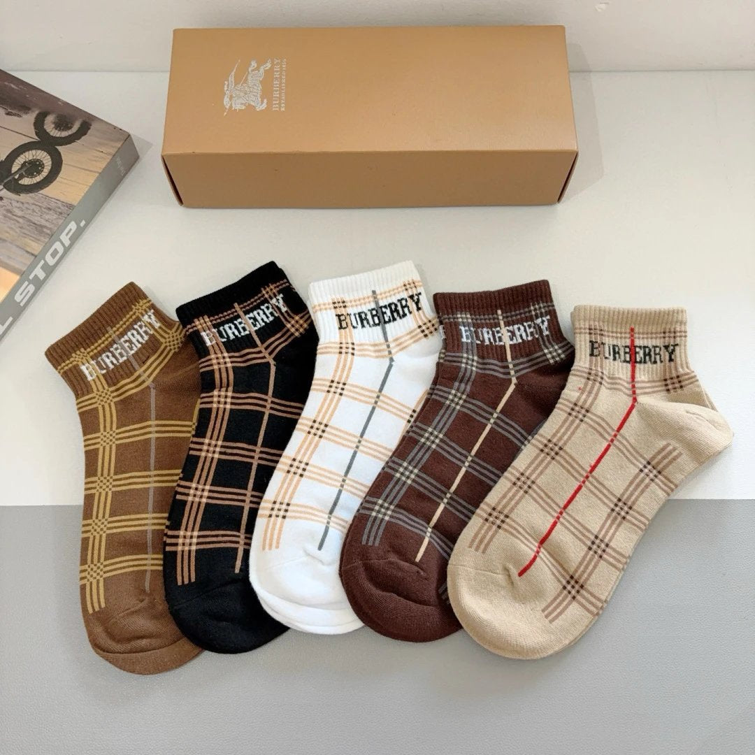Burberry sock【a Box5Double】Classic Letters logo Breathable Fashion25ss New Short Cotton Socks Spring Summer Autumn Thin Business Sports Casual Versatile Deodorant Sweat-Absorbing