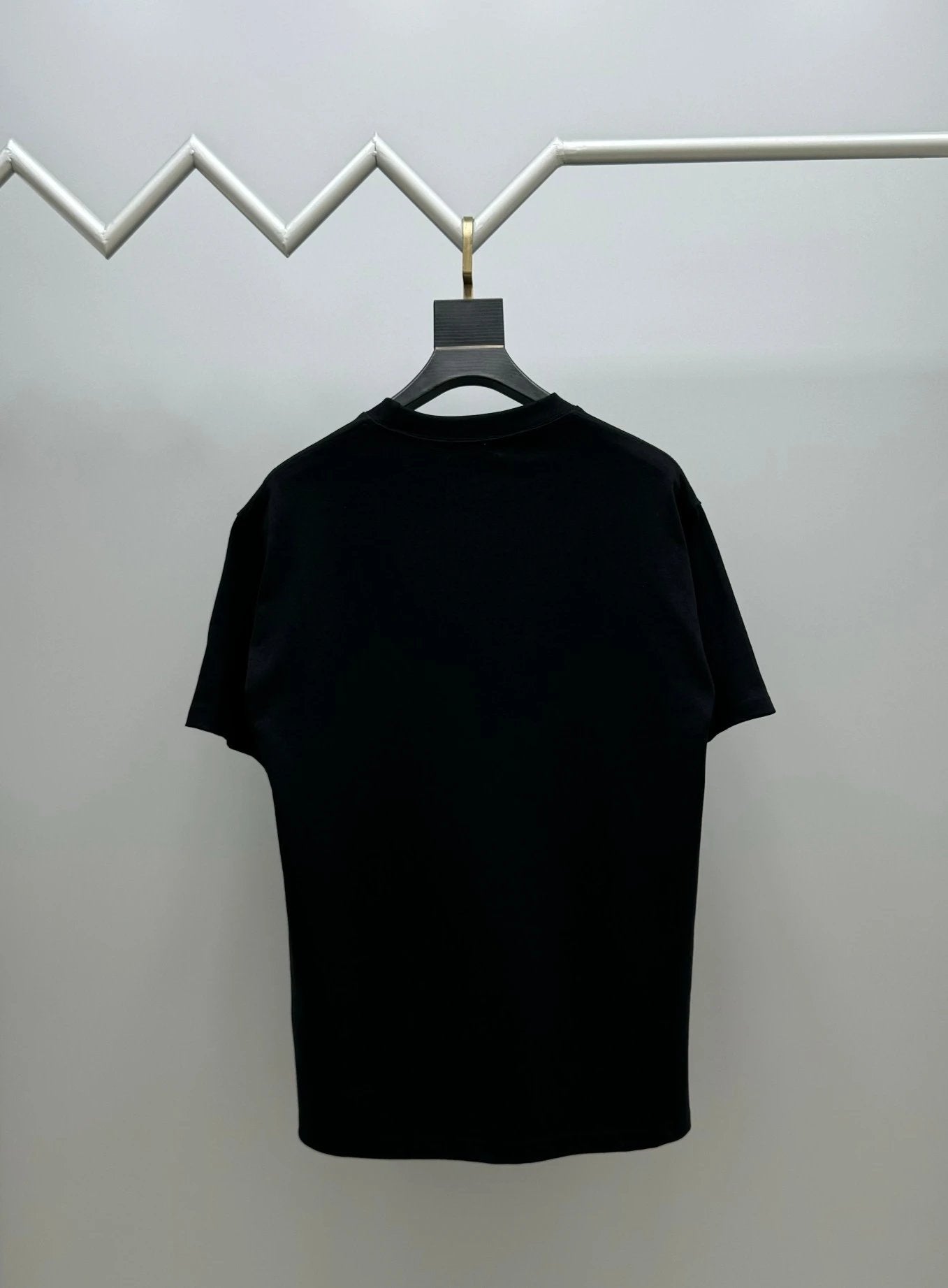 Dior T-shirt Embroidery on the chest logo round Neck Short Sleeve25ss New Pure Cotton Unisex Style T T-shirt OS Loose Fit Base Shirt Short Sleeve Top T-Shirt