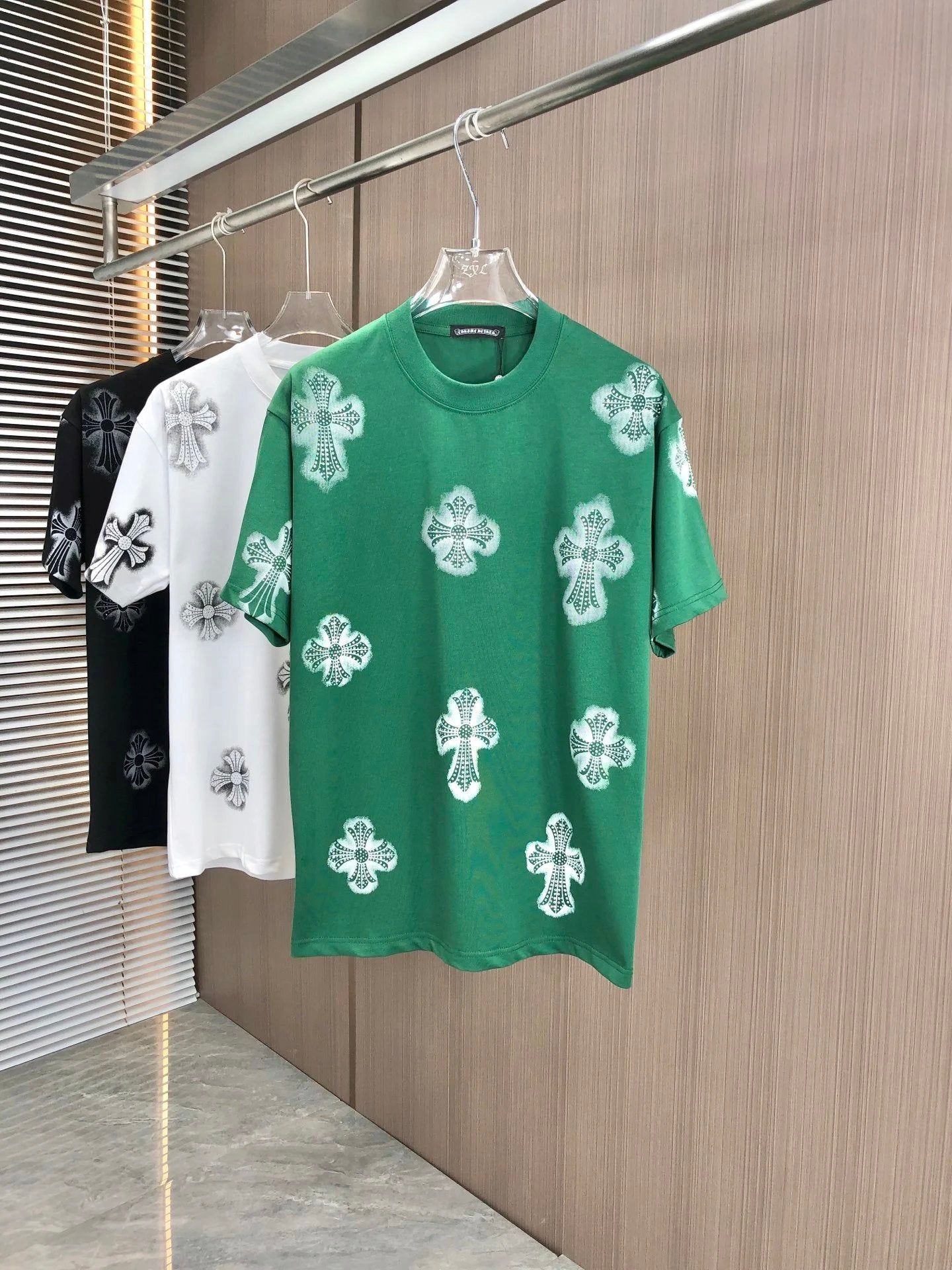 Chrome Hearts T-shirt Allover Rhinestone Print logo round Neck Short Sleeve25ss New Pure Cotton Unisex Style T T-shirt OS Loose Fit Base Shirt Top Half Sleeve T-Shirt