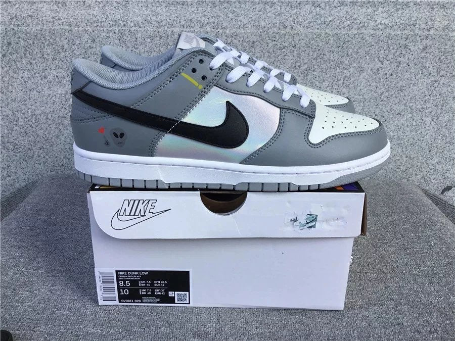 Nike Dunk Low shoes