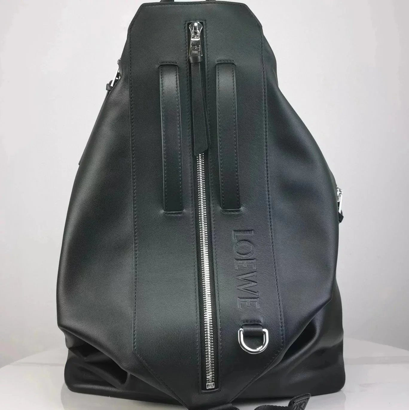 LOEWE Backpack Top version Bag23New Men's Bag Hand-Carrying Backpack Deformation Backpack Travel Bag Men and Women Same Fashion Comfortable Classic Zipper Calfskin Adjustable Backpack Backpack Women Bag LOEWE New Men's Backpack Backpack Luggage Bag Large-