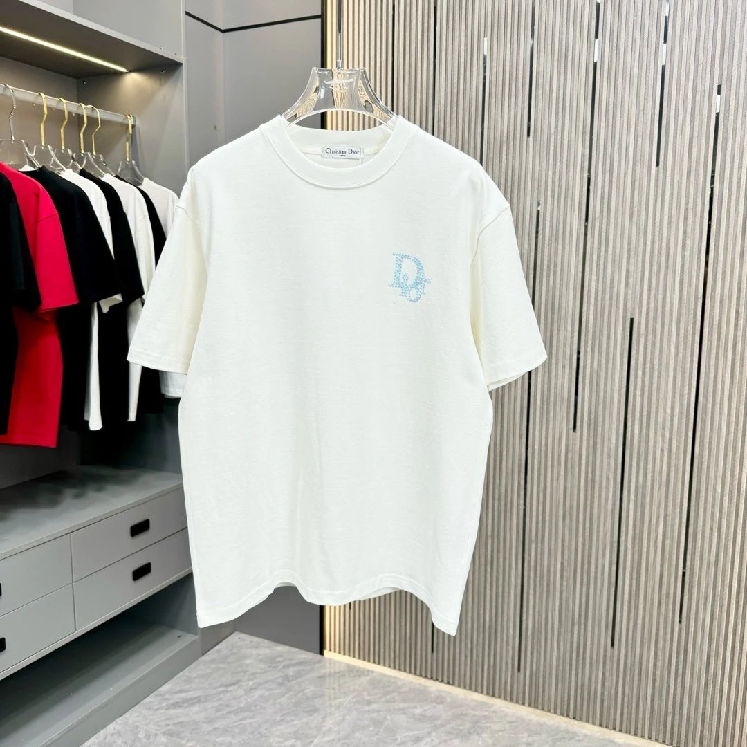 Dior T-shirt The front and rear panels feature dot printing and semicircular rhinestone craftsmanship logo round Neck Short Sleeve25ss New Pure Cotton Unisex Style T Casual T-Shirt Base Layer Shirt OS Loose Fit Half Sleeve Top Plus Size