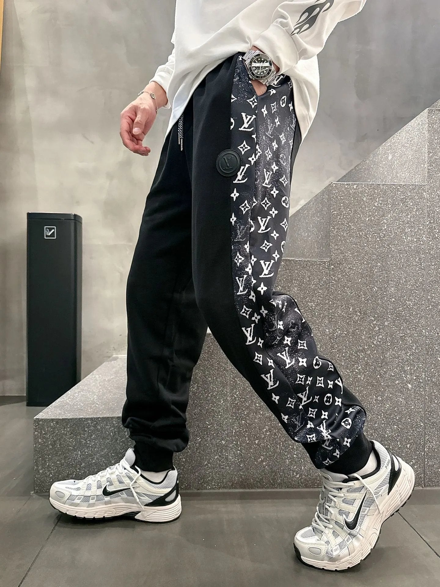 Louis Vuitton LV Sweatpants Side Old Flower Jogger Sweatpants Sports Pants Autumn Unisex Long Pants Drawstring Winter Loose Plus Size Casual Pants High Waist Color Block