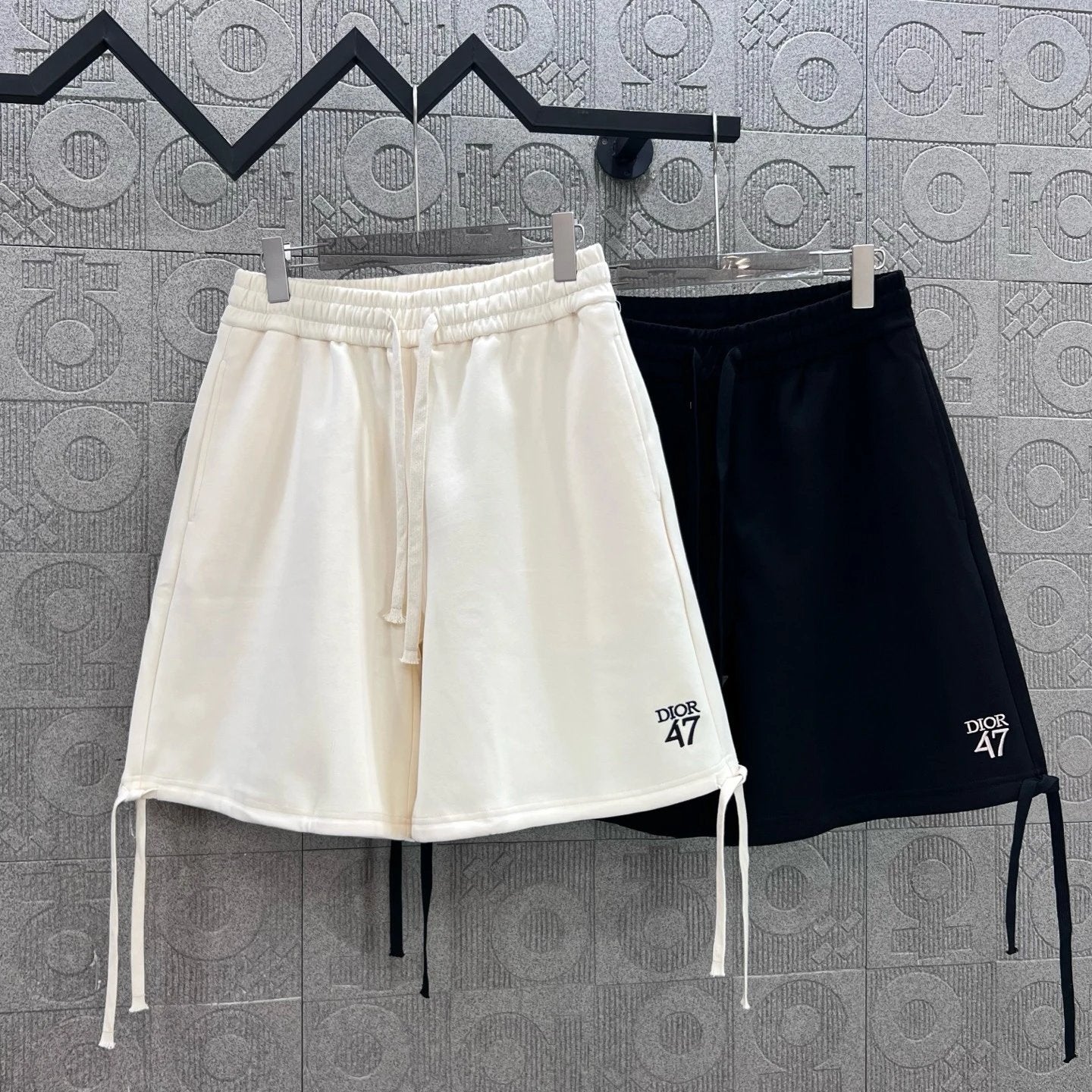 Dior shorts Previous version47Letter Embroidery logo Five-point Shorts25ss New Drawstring Casual Summer Pants American Style5Two-in-One Casual Sweatpants for Men and Women, Pure Cotton Joggers