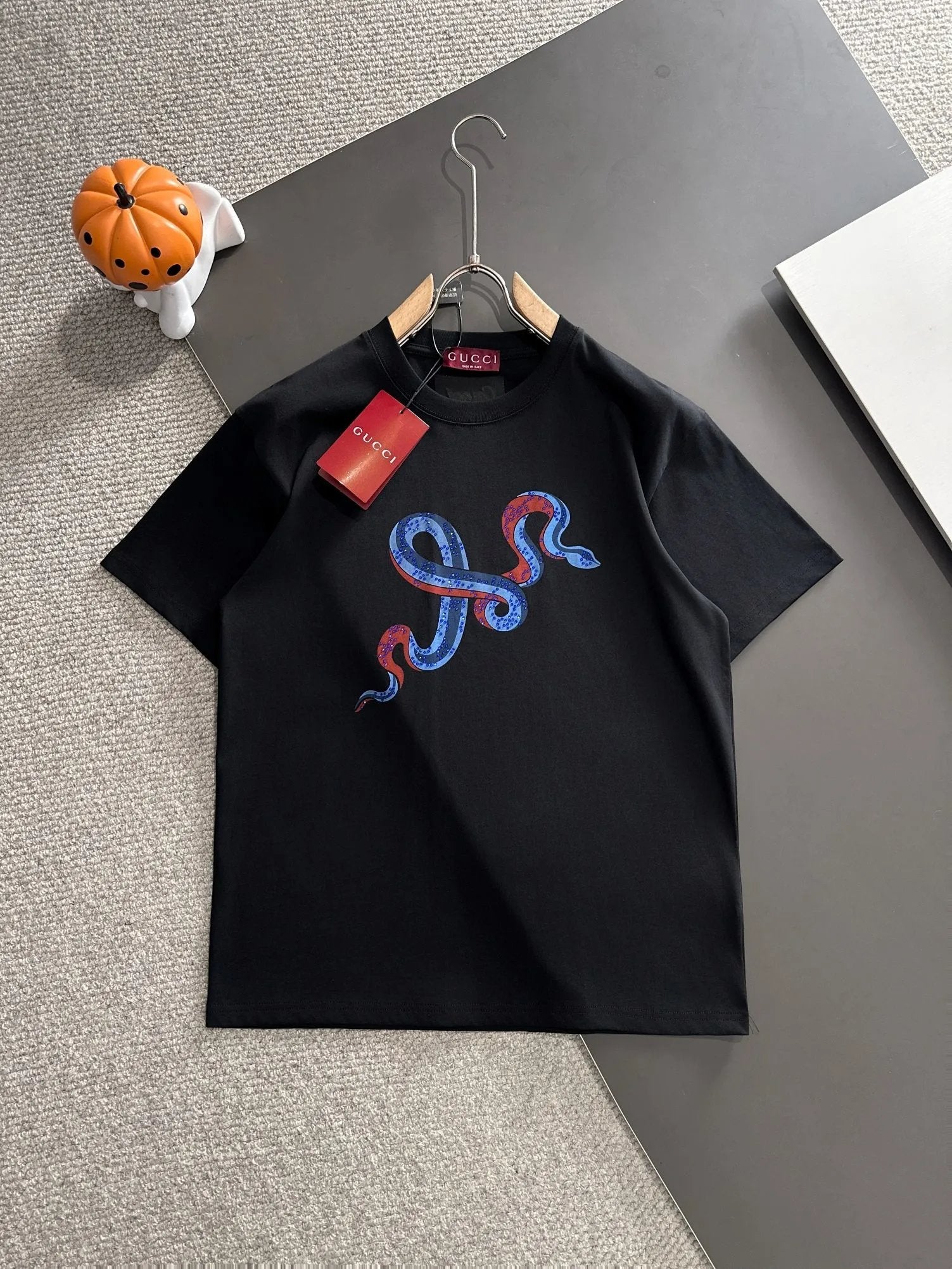 Gucci T-shirt Front Rhinestone Snake Pattern Print logo round Neck Short Sleeve25ss New Pure Cotton Unisex Style T T-shirt OS Loose Fit Base Shirt Top Half Sleeve T-Shirt