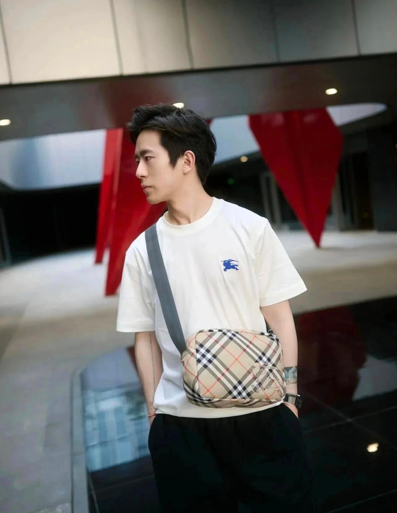 Burberry Men's Bag Top version 【Super Original Factory】Latest Male Vintage Equestrian Knight Messenger Bags Classic Canvas Plaid Men's Messenger Bag Camera Bag Large Capacity Men's Bag Summer Packet Messenger Bags