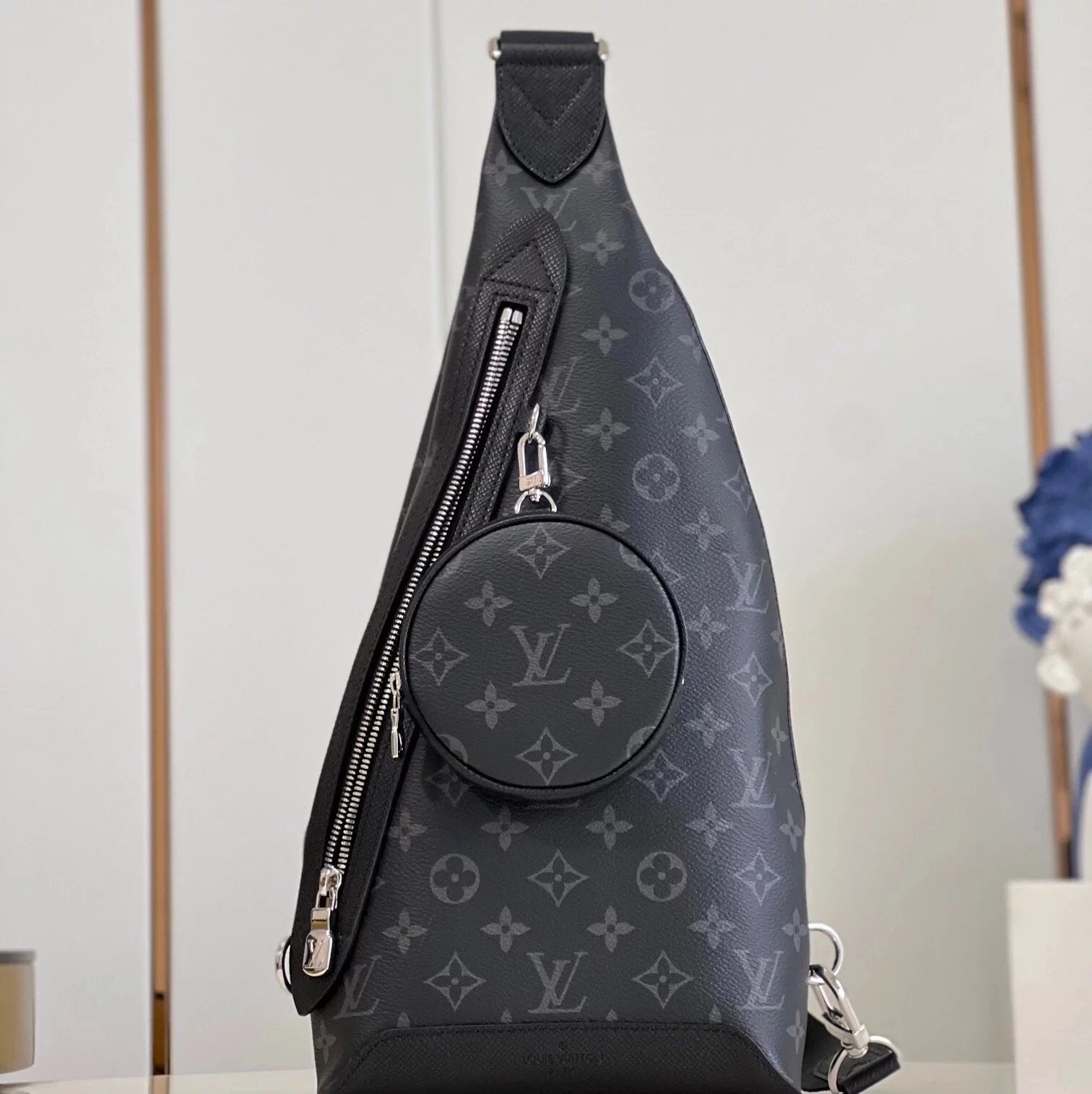 Louis Vuitton LV Backpack Top version M309362023New Men's Bags Two-in-One Black Flower DUO Shoulder Messenger Bag Chest Bag Waist Bag Men's Fashion Bags