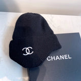 Chanel Hat Fashion Classic High Quality Hat
❄️Embroidery Knitted Earmuffs Hat
Black White Pink White Khaki
Eternal Fashion