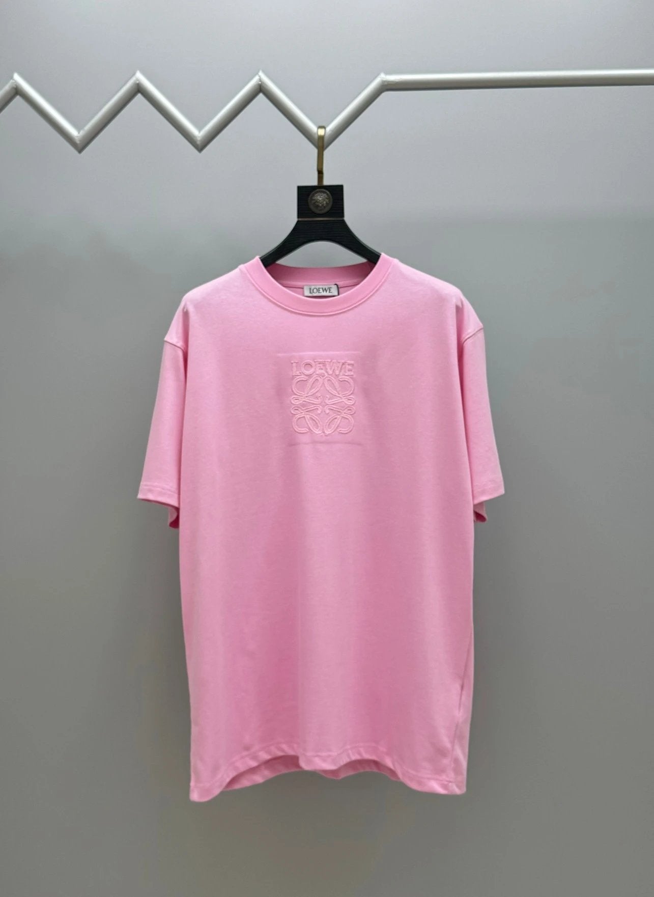 LOEWE T-shirt Chest Brand Letter Embroidery logo round Neck Short Sleeve25ss New pure cotton T Unisex T-Shirt OS Loose Fit Base Shirt Top Half Sleeve T-Shirt