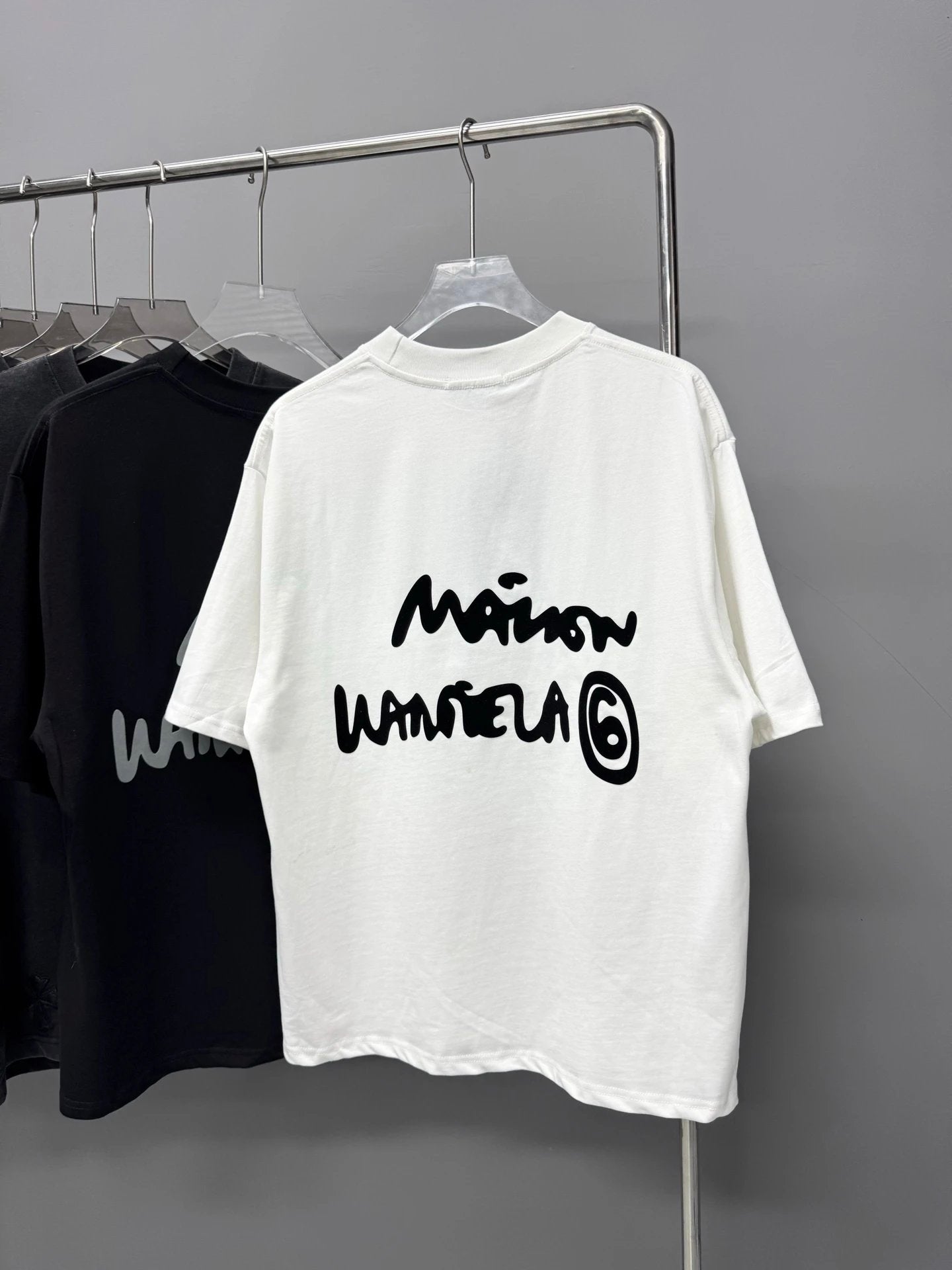 Maison Margiela T-shirt Thick Silicone Flocked Crew Neck Short Sleeve25ss New Pure Cotton Unisex Style T T-shirt OS Loose Fit Base Shirt Half Sleeve T-Shirt Top Half Sleeve