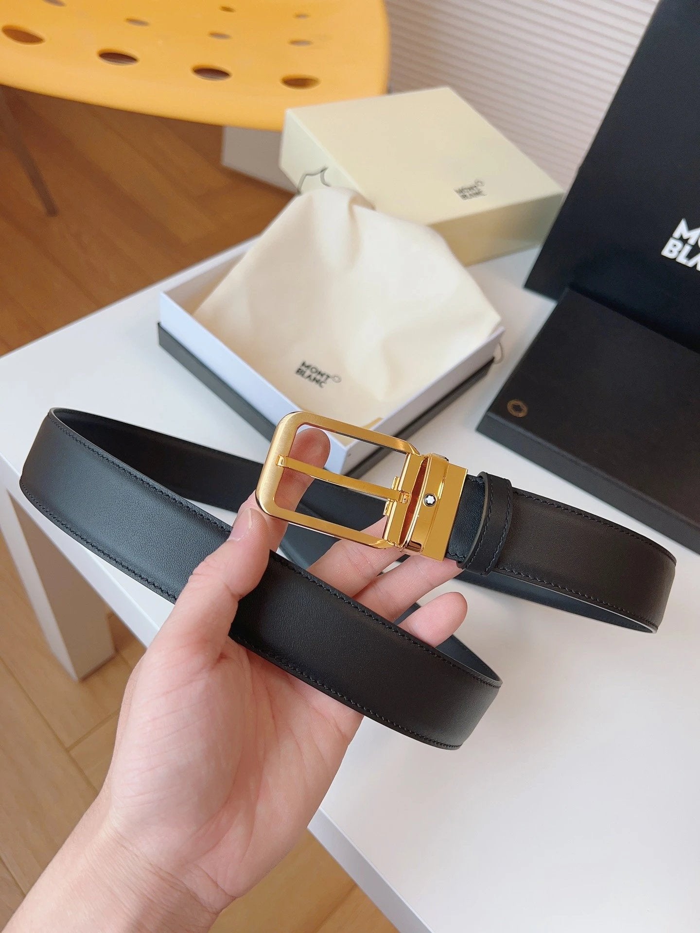 Montblanc Belt Top version Business Casual Belt Belt High Quality Double-Sided Head Layer Cowhide with Steel Buckle Men's Leather Belt Fashion All-Match Business Belt Double-Sided Available3.5