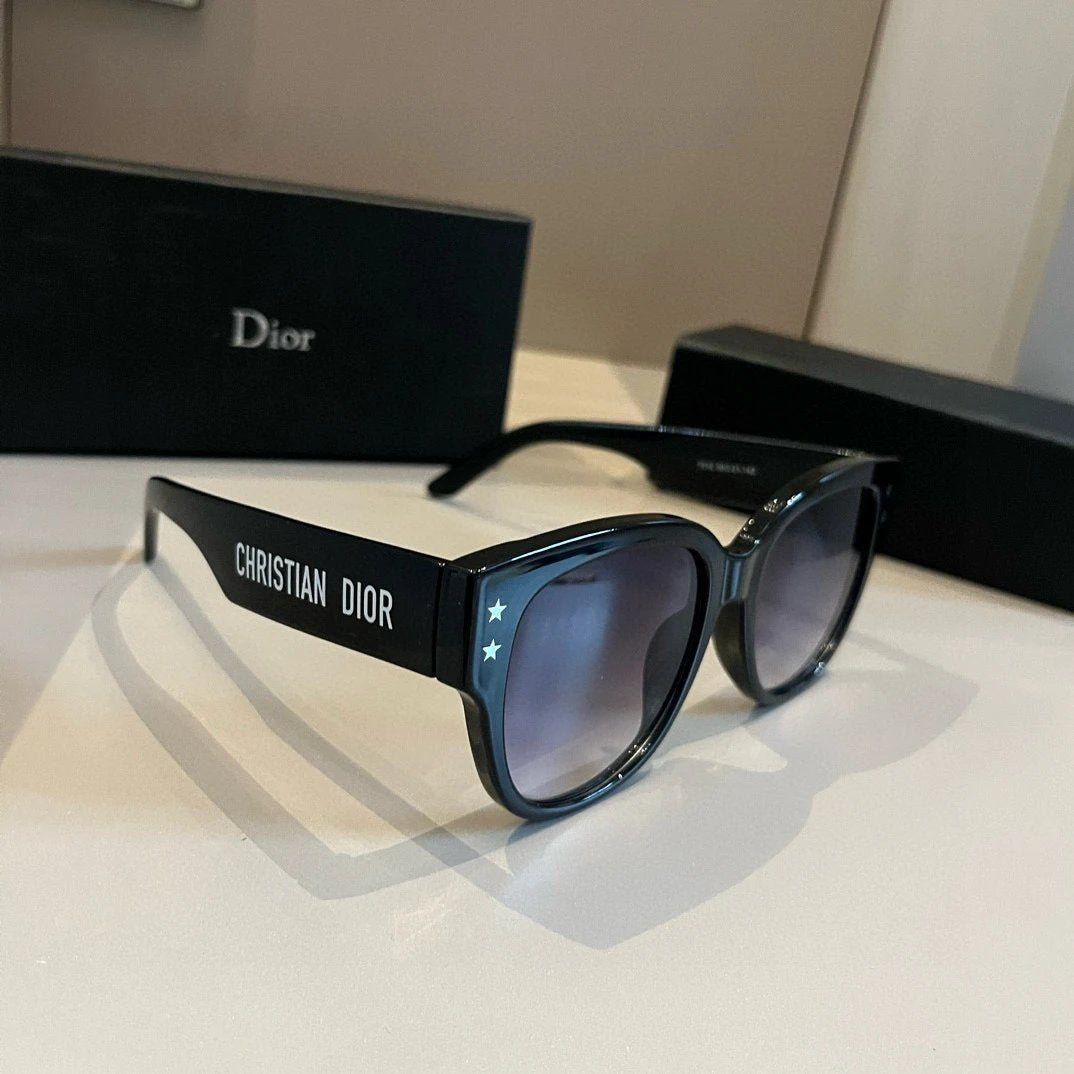 Dior Sunglasses Lucky Star Element Temple Sunglasses Slimming Non-Prescription P Couple's Sun Protection UV Protection for Driving, Beach, Fishing - Unisex25ss New Sports Casual Versatile