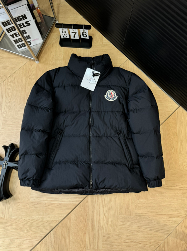 Moncler Down JacketsCR-H High Quality Trendy Men's and Women's Sports and Leisure down Jacket